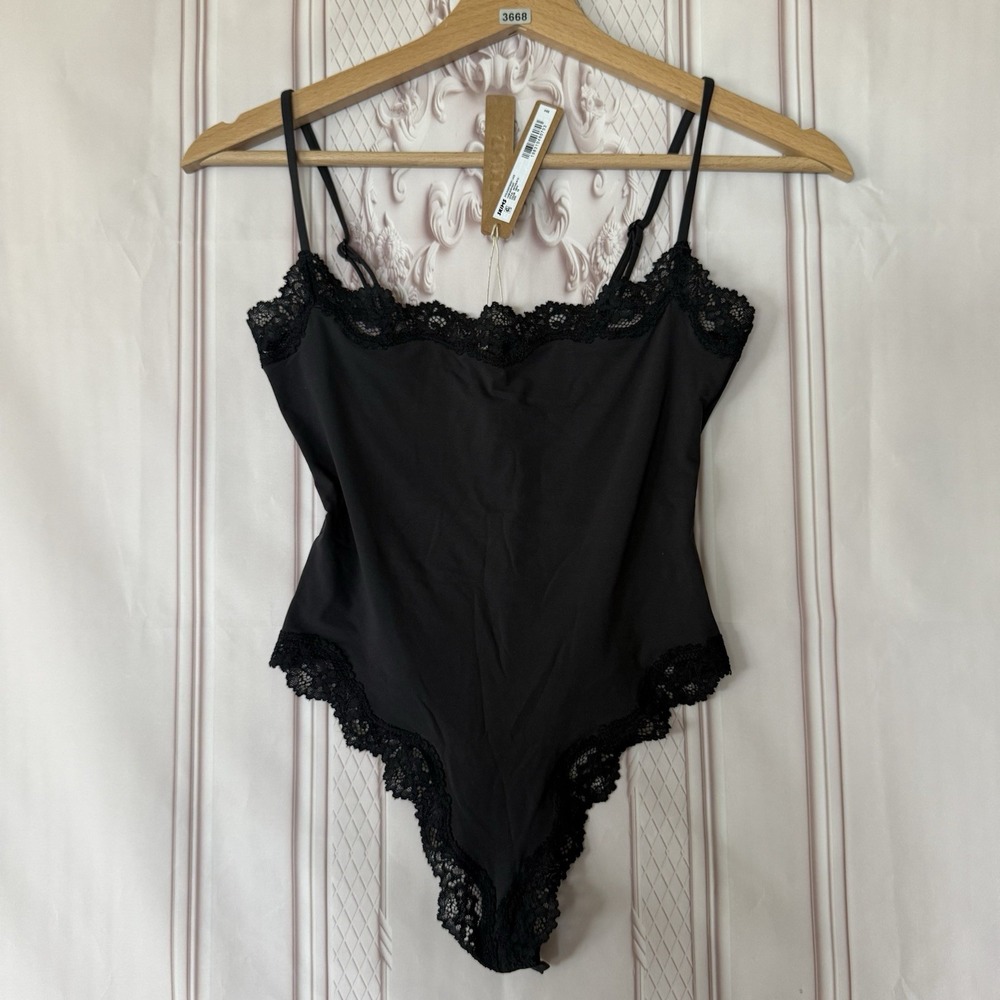 SKIMS Black Lace-Trimmed Bodysuit